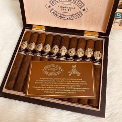 Montecristo 1935 Anniversary Toro Hộp 10 Điếu (Thanh lý)